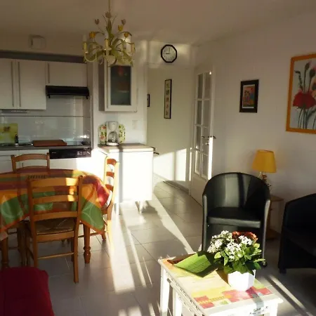 Appartement Cosy Face Au Lac Avec Balcon, Pour 2 A Merlimont - Fr-1-672-8 * Merlimont